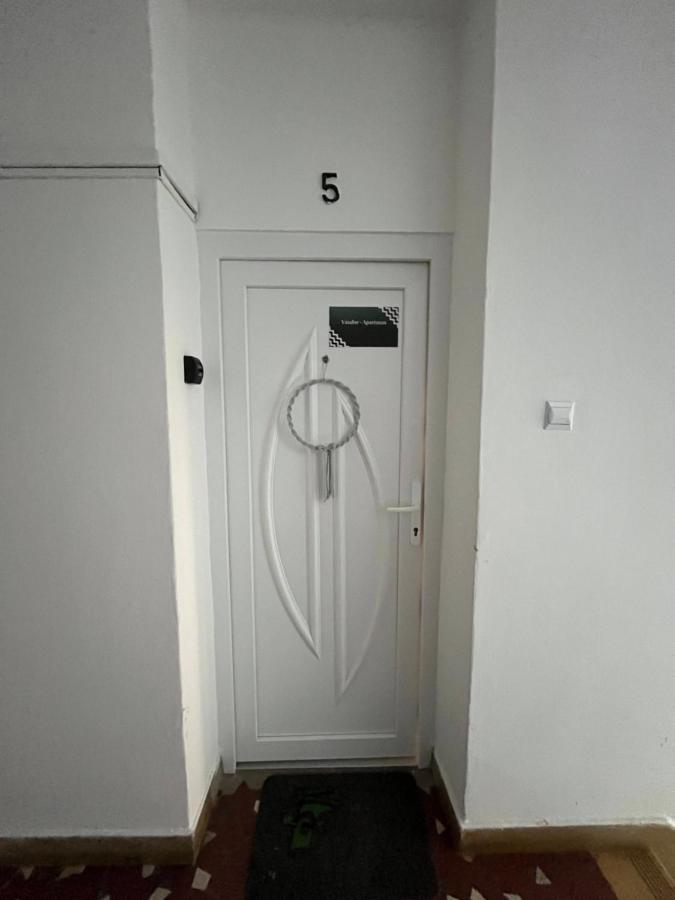 Vandor Apartman Veszprém Екстериор снимка